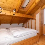 Apartment Mansarda Lungolago *