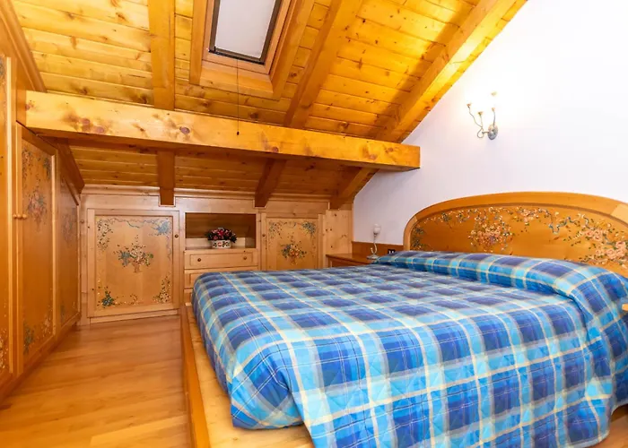 Apartament Mansarda Lungolago *