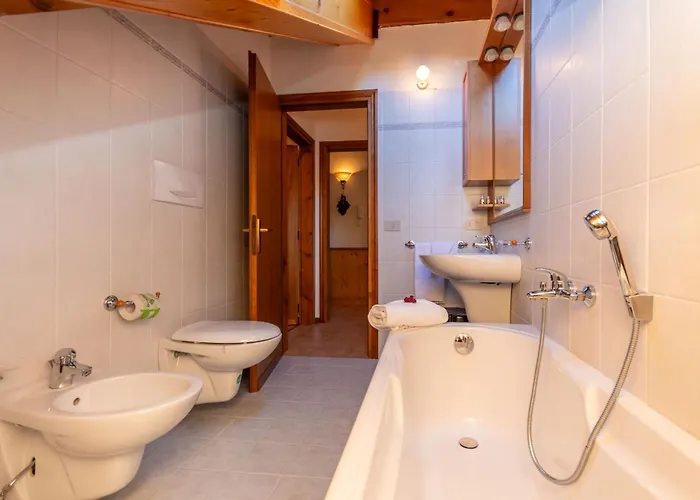 Apartament Mansarda Lungolago