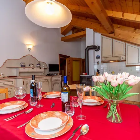 Daire Mansarda Lungolago Alleghe